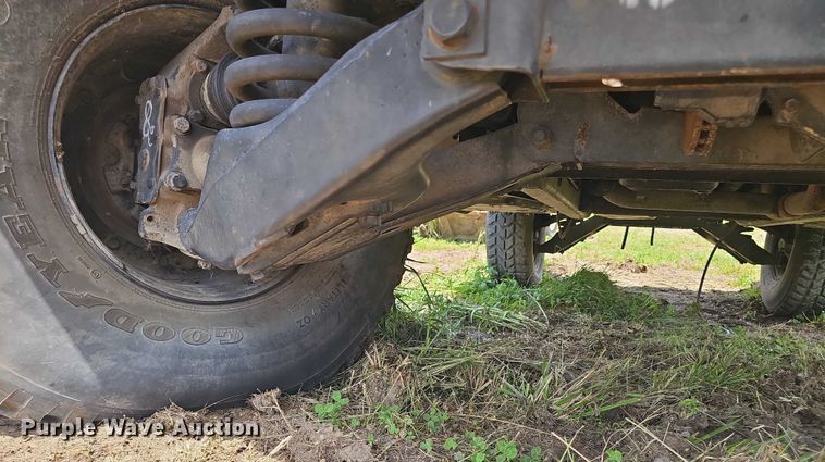 image for item DT6935 1990 AM General M998 SUV