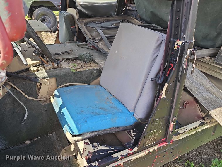 image for item DT6935 1990 AM General M998 SUV