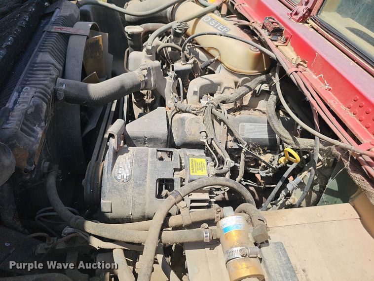 image for item DT6935 1990 AM General M998 SUV