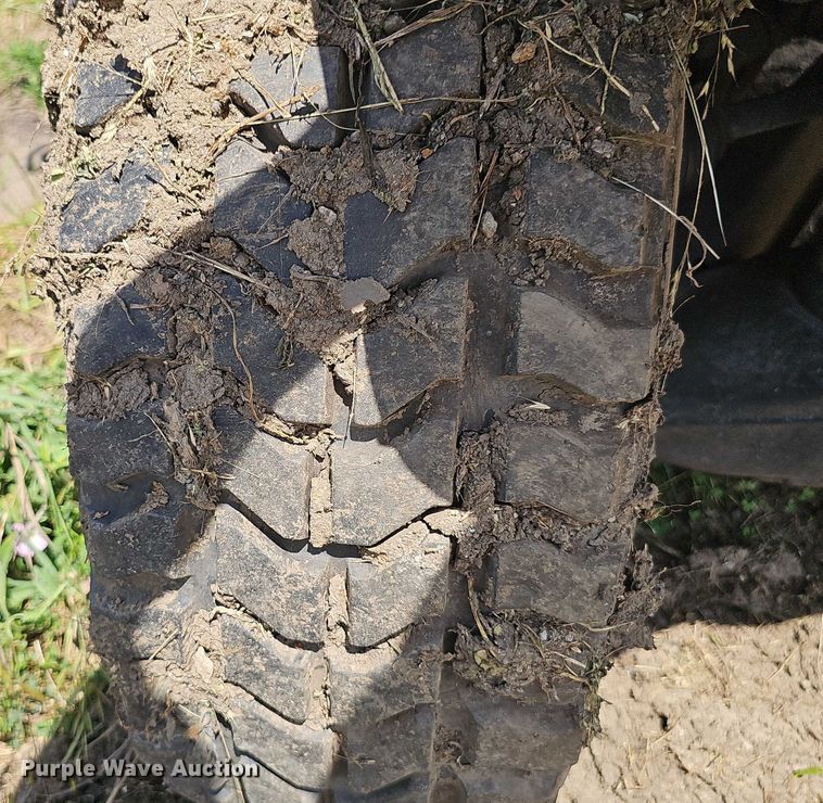 image for item DT6935 1990 AM General M998 SUV