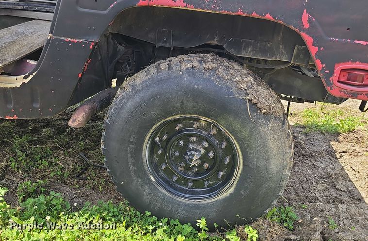 image for item DT6935 1990 AM General M998 SUV