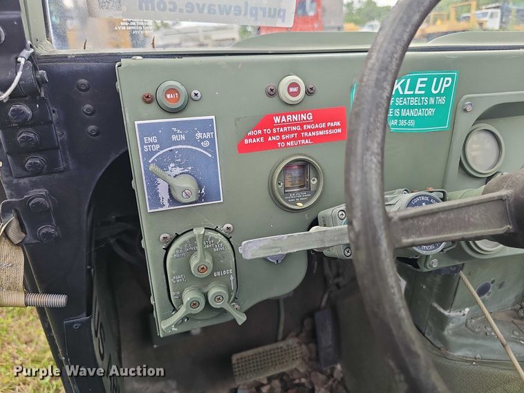 image for item DT6936 1991 AM General M1038 SUV