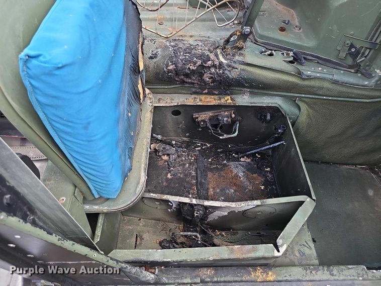 image for item DT6936 1991 AM General M1038 SUV