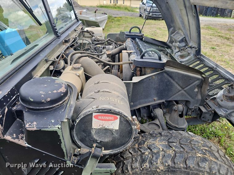 image for item DT6936 1991 AM General M1038 SUV