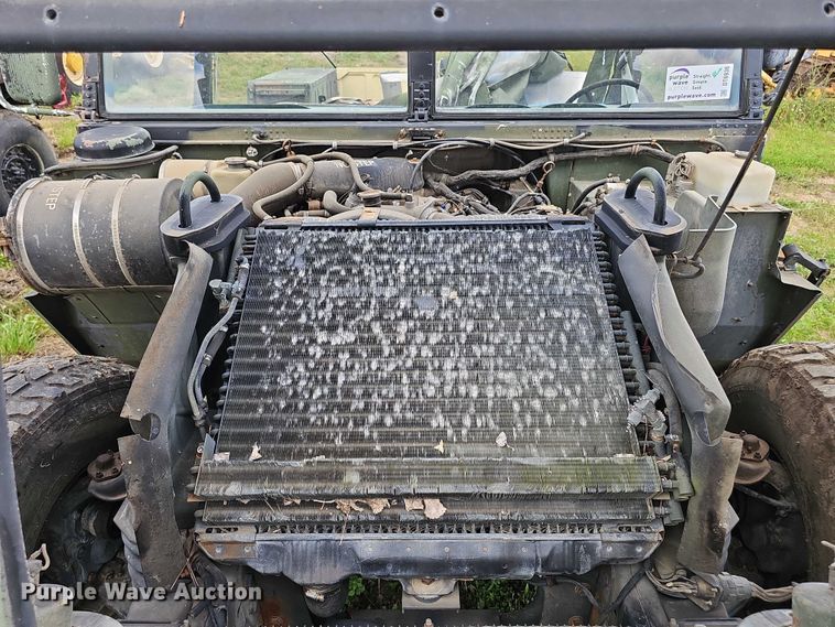 image for item DT6936 1991 AM General M1038 SUV