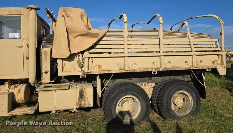 image for item DT6937 2002 AM General M925AI flatbed truck