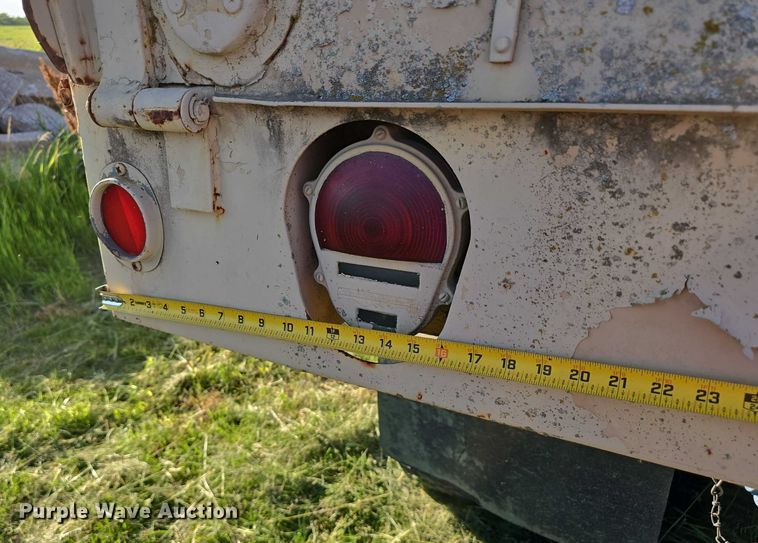 image for item DT6937 2002 AM General M925AI flatbed truck