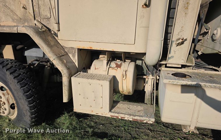 image for item DT6937 2002 AM General M925AI flatbed truck