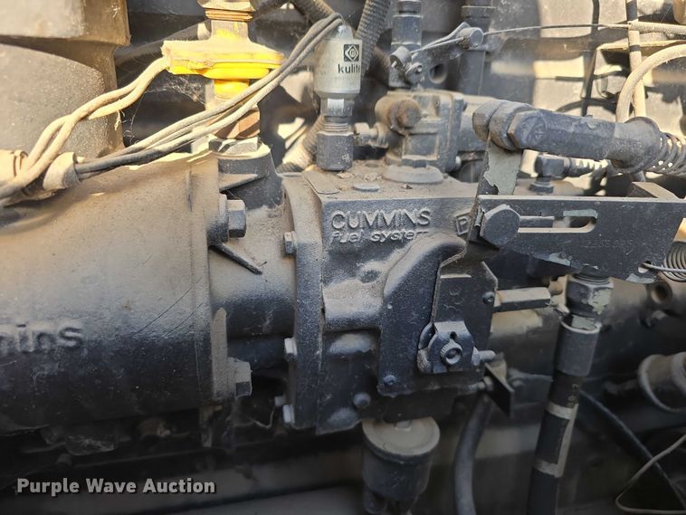 image for item DT6937 2002 AM General M925AI flatbed truck