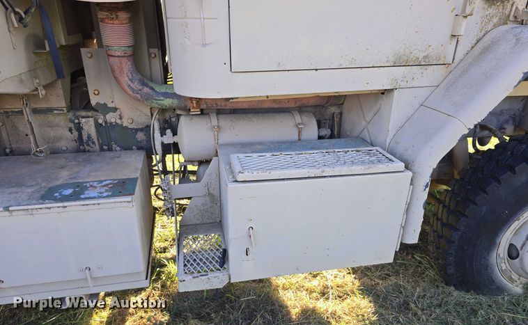 image for item DT6937 2002 AM General M925AI flatbed truck