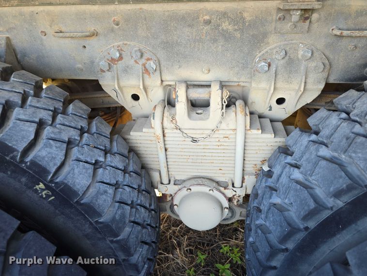 image for item DT6937 2002 AM General M925AI flatbed truck