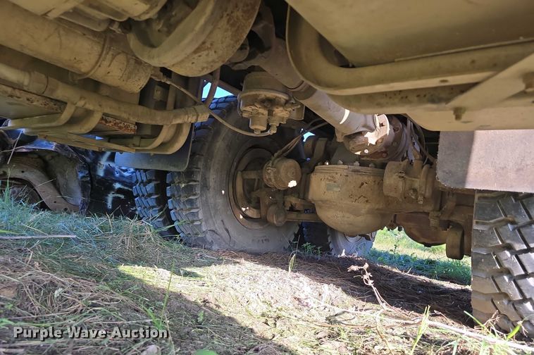 image for item DT6937 2002 AM General M925AI flatbed truck