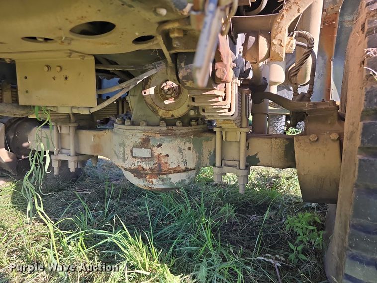 image for item DT6937 2002 AM General M925AI flatbed truck