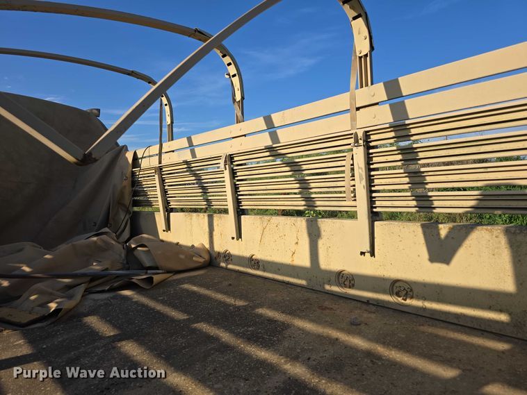 image for item DT6937 2002 AM General M925AI flatbed truck