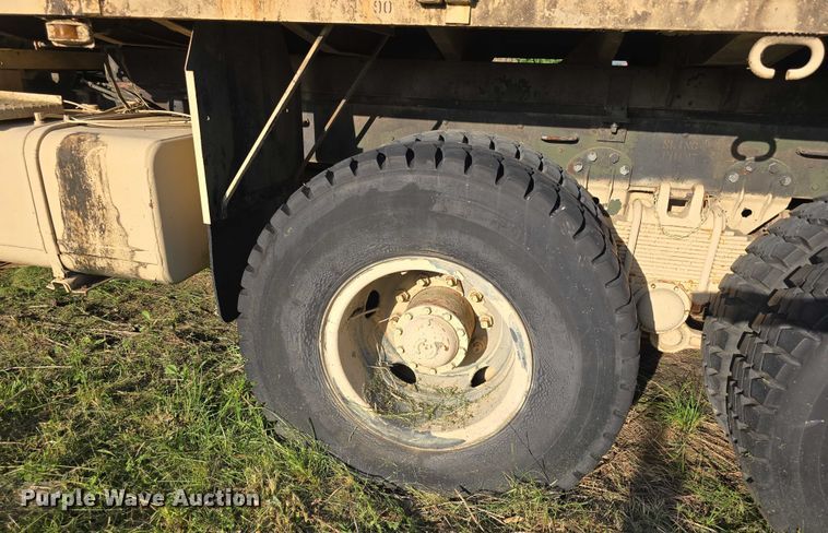 image for item DT6937 2002 AM General M925AI flatbed truck