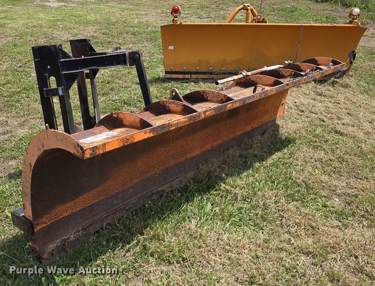 image for item DT6940 (2) snow plows