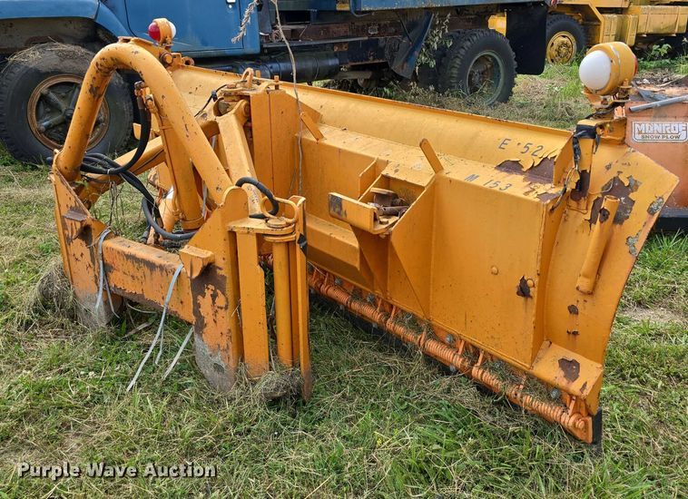 image for item DT6940 (2) snow plows