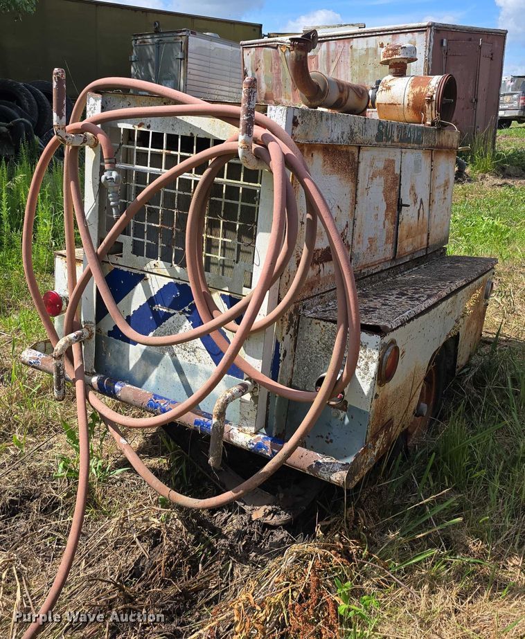 image for item DT6941 Sullair air compressor