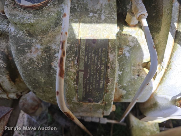 image for item DT6941 Sullair air compressor