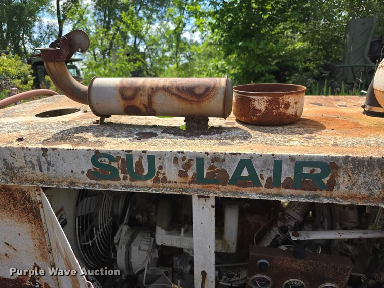 image for item DT6941 Sullair air compressor