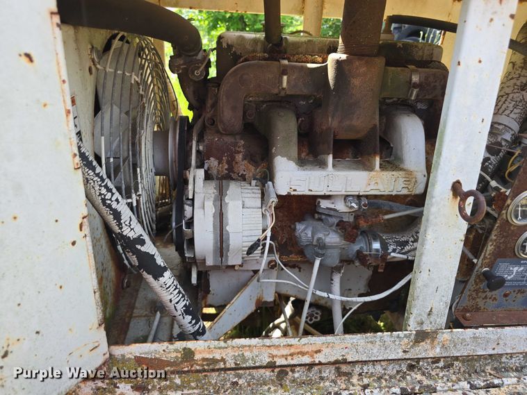 image for item DT6941 Sullair air compressor