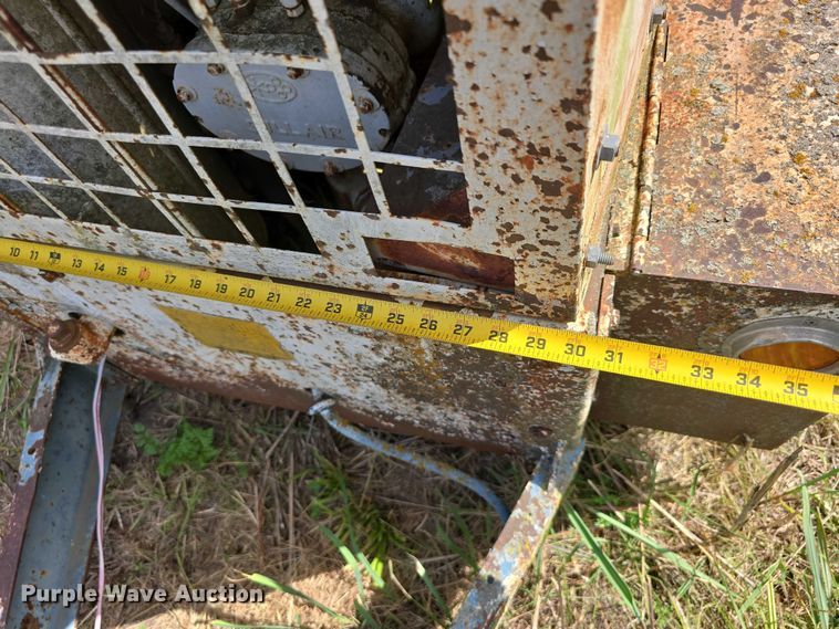 image for item DT6941 Sullair air compressor