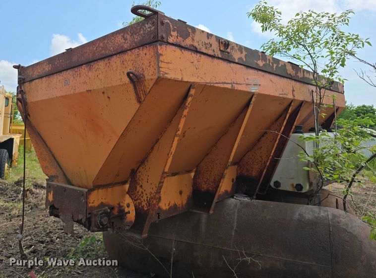 image for item DT6943 (3) spreaders