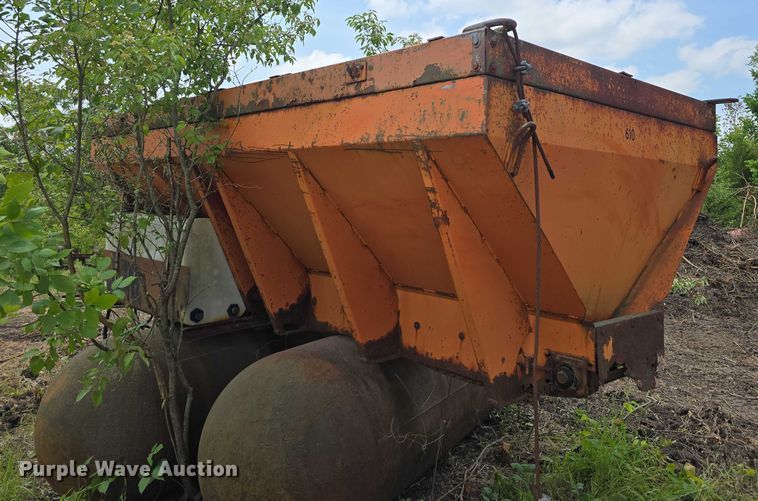 image for item DT6943 (3) spreaders