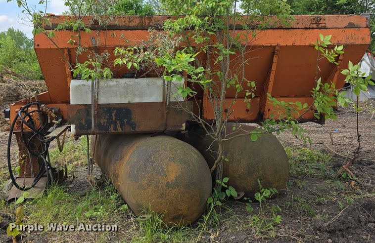 image for item DT6943 (3) spreaders