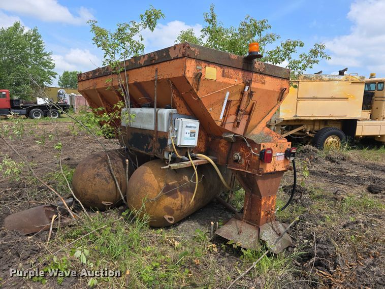 image for item DT6943 (3) spreaders