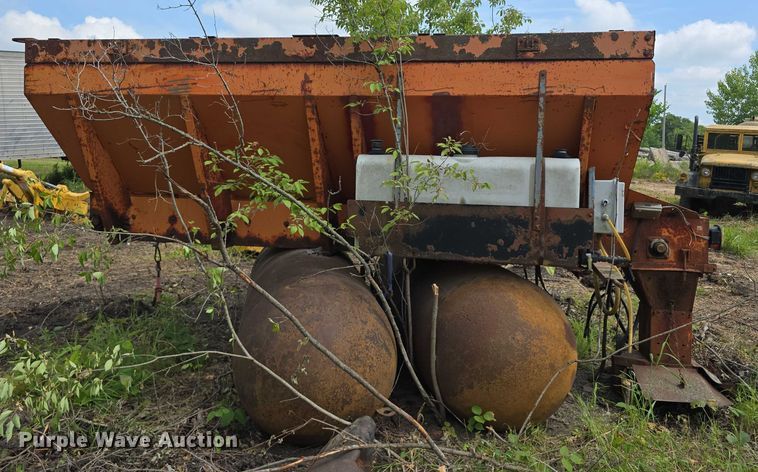 image for item DT6943 (3) spreaders