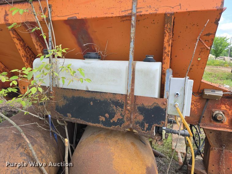 image for item DT6943 (3) spreaders