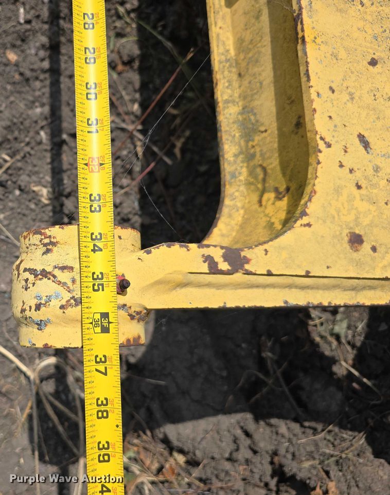 image for item DT6944 Ripper attachment