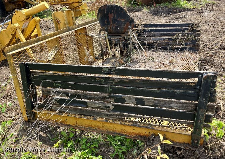 image for item DT6944 Ripper attachment