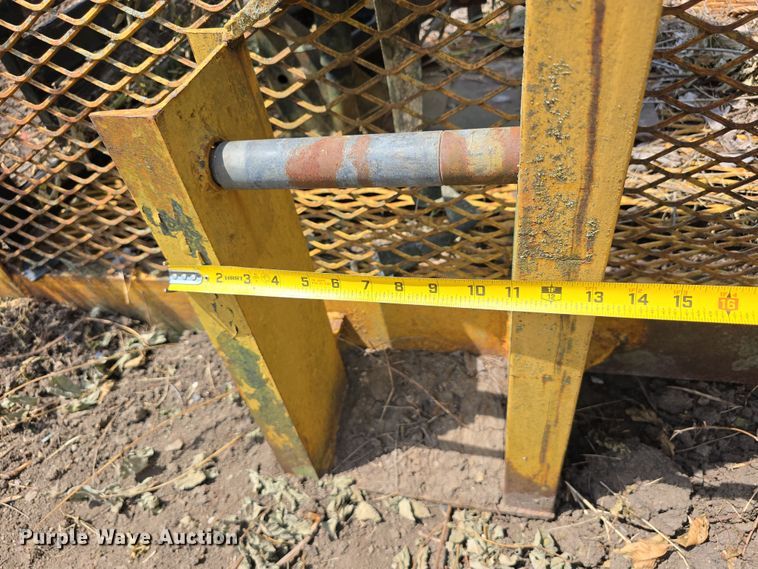 image for item DT6944 Ripper attachment