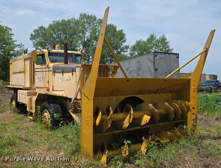 image for item DT6945 1981 Oshkosh WT-2206 snowblower truck