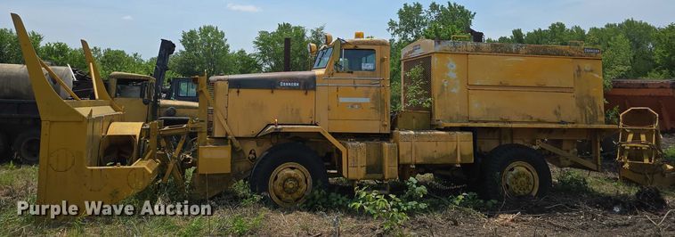 image for item DT6945 1981 Oshkosh WT-2206 snowblower truck