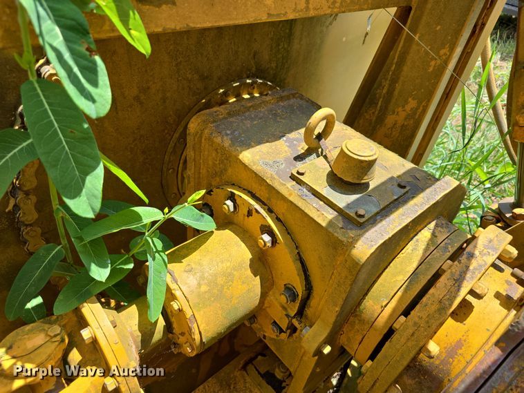 image for item DT6945 1981 Oshkosh WT-2206 snowblower truck