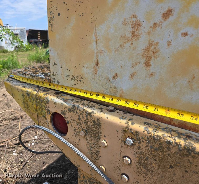 image for item DT6945 1981 Oshkosh WT-2206 snowblower truck