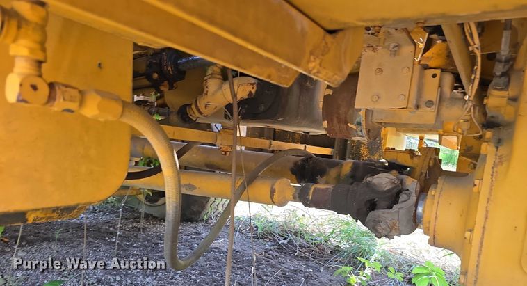 image for item DT6945 1981 Oshkosh WT-2206 snowblower truck