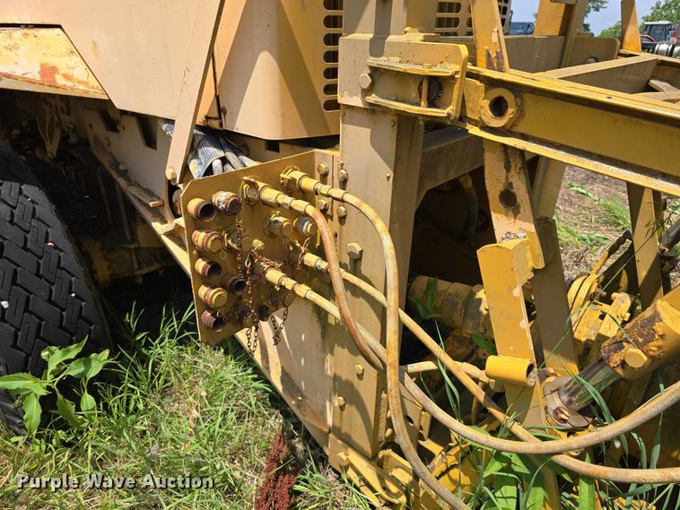 image for item DT6945 1981 Oshkosh WT-2206 snowblower truck