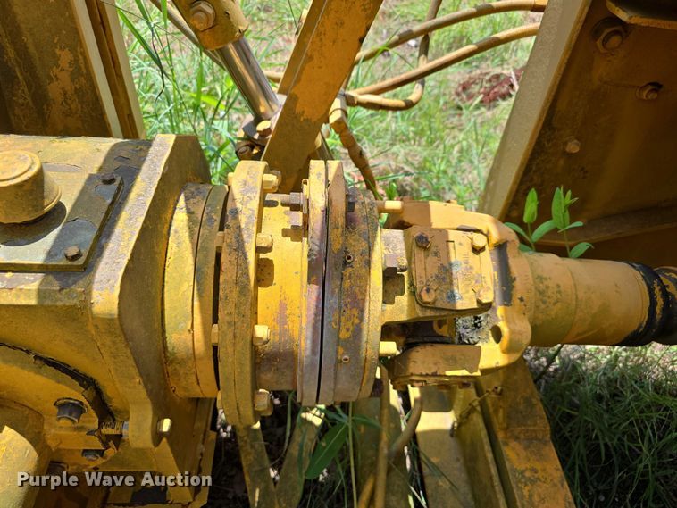 image for item DT6945 1981 Oshkosh WT-2206 snowblower truck