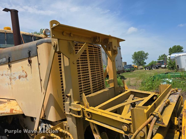 image for item DT6945 1981 Oshkosh WT-2206 snowblower truck