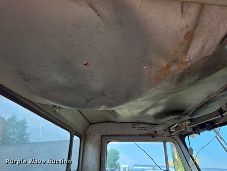 image for item DT6945 1981 Oshkosh WT-2206 snowblower truck