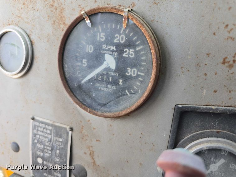 image for item DT6945 1981 Oshkosh WT-2206 snowblower truck