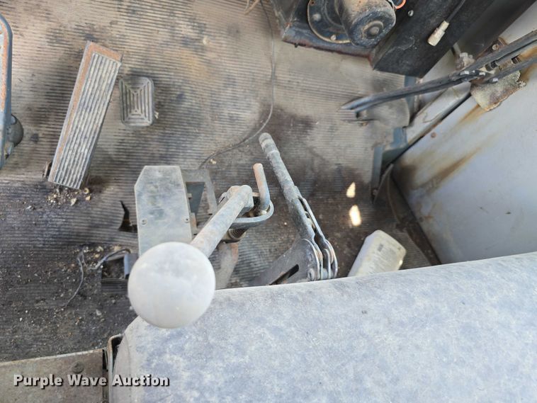 image for item DT6945 1981 Oshkosh WT-2206 snowblower truck