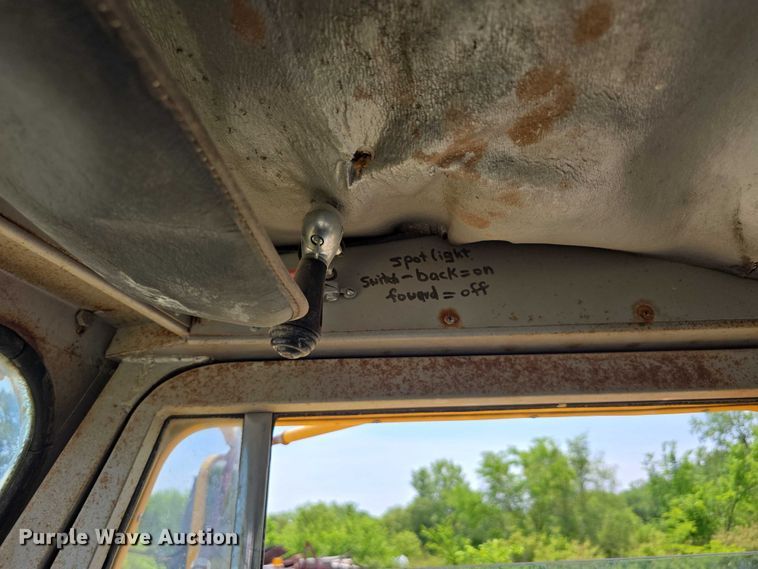 image for item DT6945 1981 Oshkosh WT-2206 snowblower truck