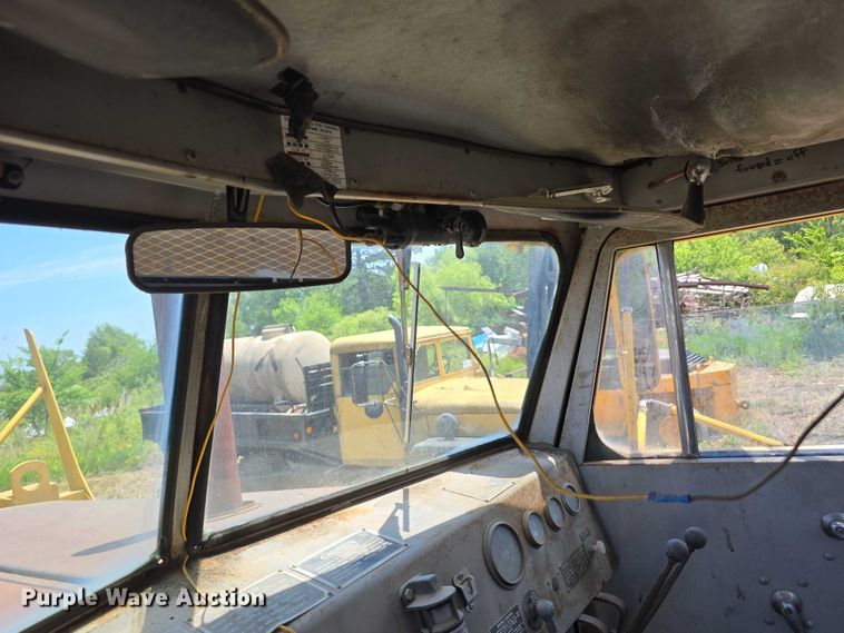 image for item DT6945 1981 Oshkosh WT-2206 snowblower truck