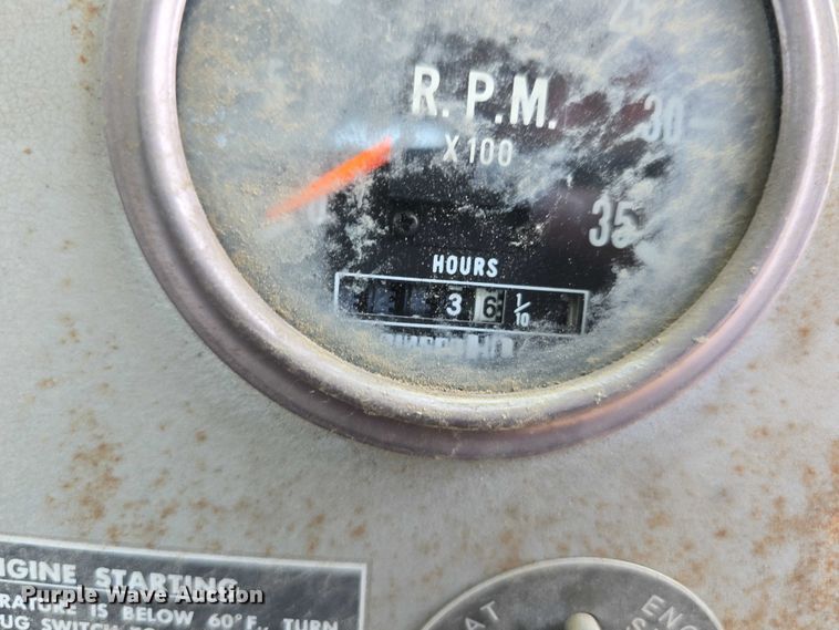 image for item DT6945 1981 Oshkosh WT-2206 snowblower truck