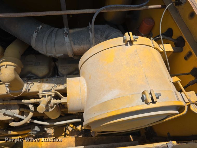 image for item DT6945 1981 Oshkosh WT-2206 snowblower truck